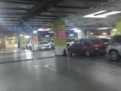 -我格广场-停车场