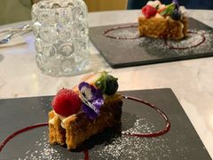 -La Mer Restaurant & Lounge