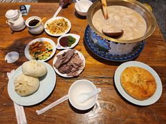 -蒙亨·手把肉·蒙古包文化主题餐厅(天恒广场店)