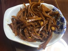 -赖厨潮汕砂锅粥