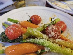 -LESCEDARS Brasserie Bistro香柏树