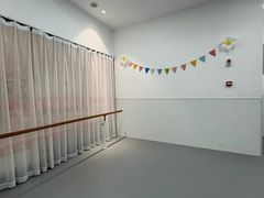 -小芳舞蹈团·少儿舞蹈·中国舞(龙江校区)