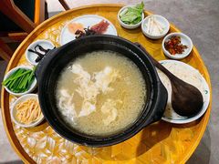 蒙自过桥米线-一坐一忘云南菜(嘉里中心店)