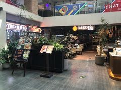 -查特花园美食广场(西单大悦城店)