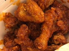 -BHC炸鸡(明洞总店)