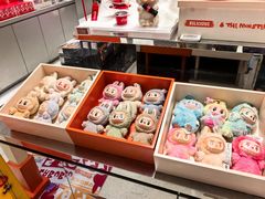 -泡泡玛特POPMART(蓝色港湾店)