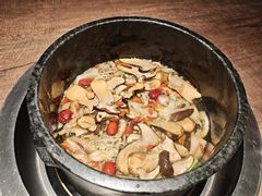 -蘑界·野生菌火锅(深业上城店)