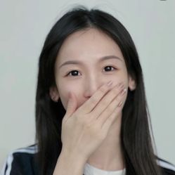 -莲姿娜·半永久纹绣纹眉