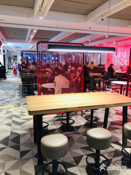 肯德基(建华店)大堂图片