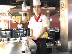 -利昂法式铁板主题餐厅(新奥购物中心店)