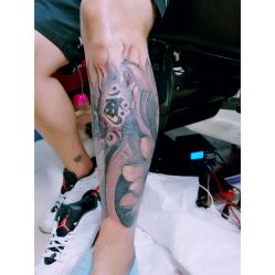 -墨缘纹身工作室