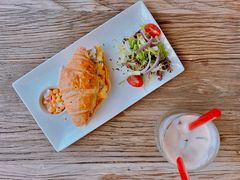 牛油果金枪鱼可颂-Maan coffee漫咖啡(1905店)