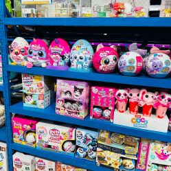 -逝水玩具折扣店