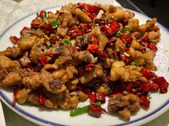 辣子鸡-华盛园卷子王农家菜水库鱼