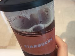 -星巴克(上海虹桥新天地二店)