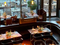 靠窗位-MONICH牛排融合餐厅(和义大道购物中心店)