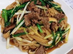 湿炒牛河-南记食粥坊·宵夜大排档(莲花总店)