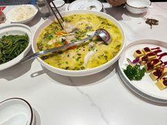 -关里关外·鱼头泡饼(唐冶绿地汇店)
