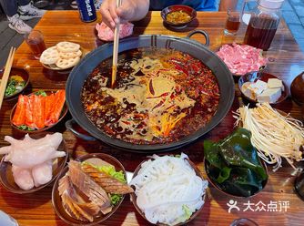 平时不常来这边逛，才发现这边也好多好吃的，香香的一条