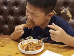 -喇喇排骨火锅·传统韩式脊骨汤(望京西园总店)