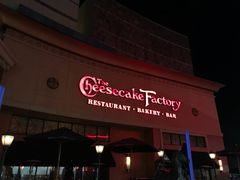 -The Cheesecake Factory(baldwin avenue)