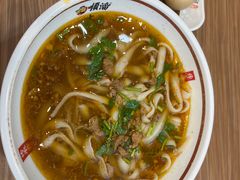 -顺溜·手工刀削面·黑金店(铜锣湾店)