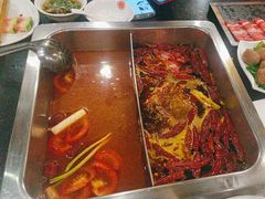 -百年川椒重庆老火锅(光谷店)