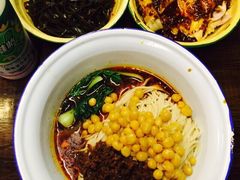 iphone_upload_pic-东三里屯豌杂面