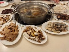 -太婆天府山珍酒楼(亚运村店)