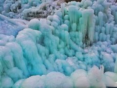 -大平台龙居瀑布旅游区