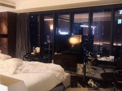 -广州天河希尔顿酒店