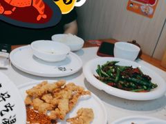 -江渔儿酸菜鱼(奥园广场金发购物中心店)