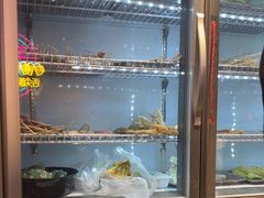 -东北烧烤·盱眙龙虾·巫山烤鱼·小海鲜