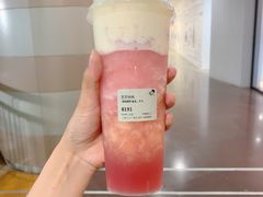 芝芝桃桃-喜茶(上海正大广场店)