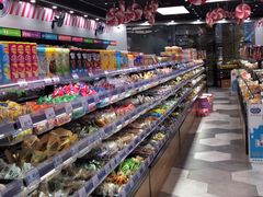 自助取餐区-六个木子量贩零食连锁(溧阳苏宁广场店)