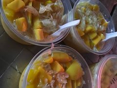 -特式糖水铺甜品