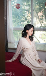 -艾米丽婚纱礼服