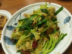 -宣海荣锅贴大王·陕味小吃集(钟楼店)