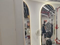 -超鹿运动(大唐世家店)
