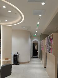 -Mentor Hair Salon