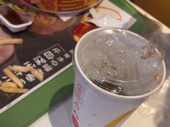 -麦当劳(汉口火车站候车室店)