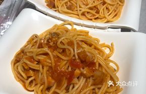 Tomato Chicken Noodles