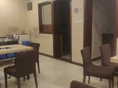 大堂-清真重庆巴爷香辣鸡煲(南小巷店)