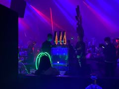 -简奥斯汀·赫本酒吧