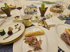 -舜耕山庄四时万和自助餐厅