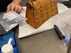 -MCM(比斯特上海购物村店)