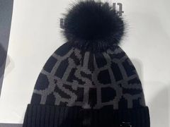 -迪桑特DESCENTE(青岛山东路万象城店)