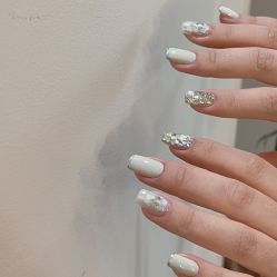 -雪儿·YuKi美甲美睫皮肤管理Salon