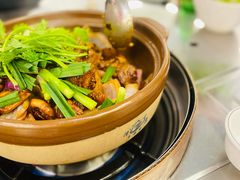 -胡须佬鸡煲四季火锅店(石厦西村直营店)