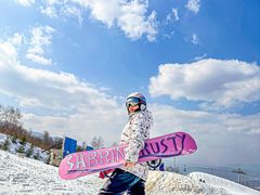 -鳌山滑雪度假区